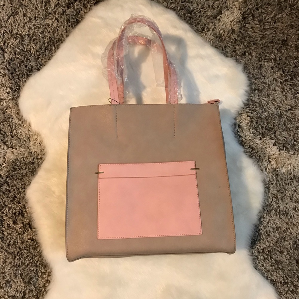 Danielle Nicole Tote